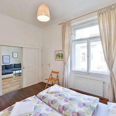 Old Town Sq. Apartment Prague